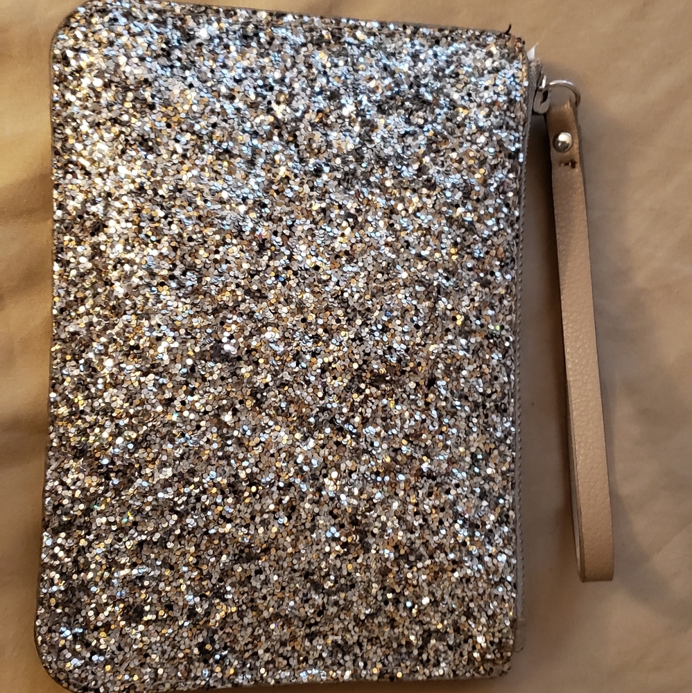 Wristlet